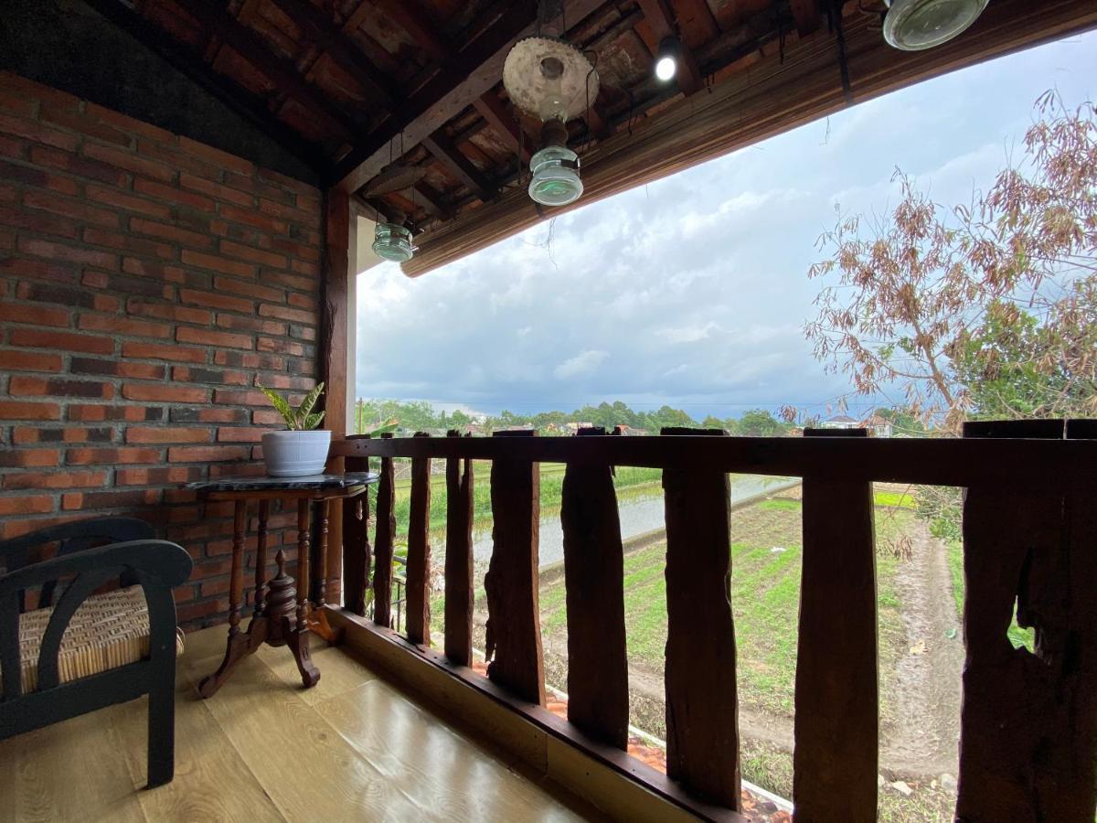 Rengganis Homestay 요그야카르타 외부 사진