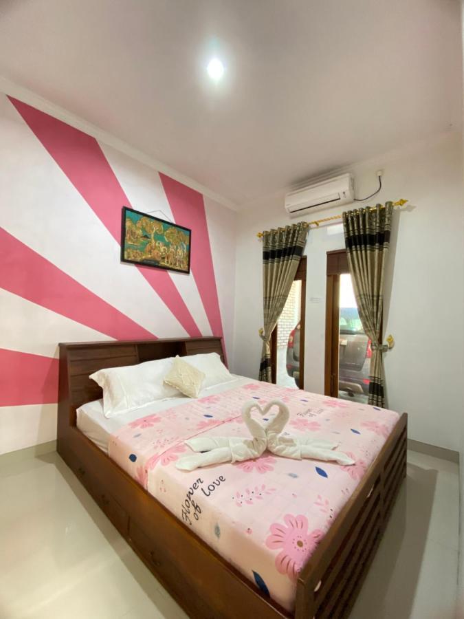 Rengganis Homestay 요그야카르타 외부 사진